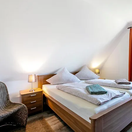 Apartment - Rote Koje Oben *