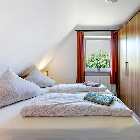 - Rote Koje Oben Apartment *